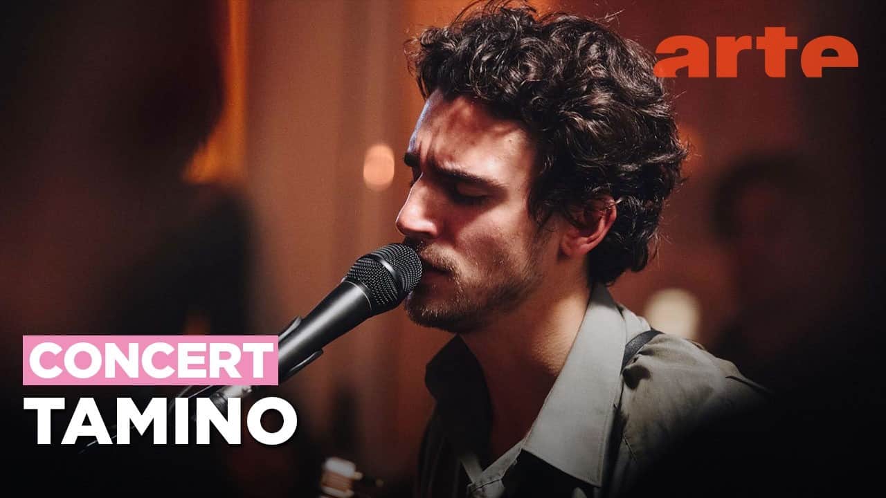 Live Intimate Concert at Soirée de Poche, Paris, France 2025
