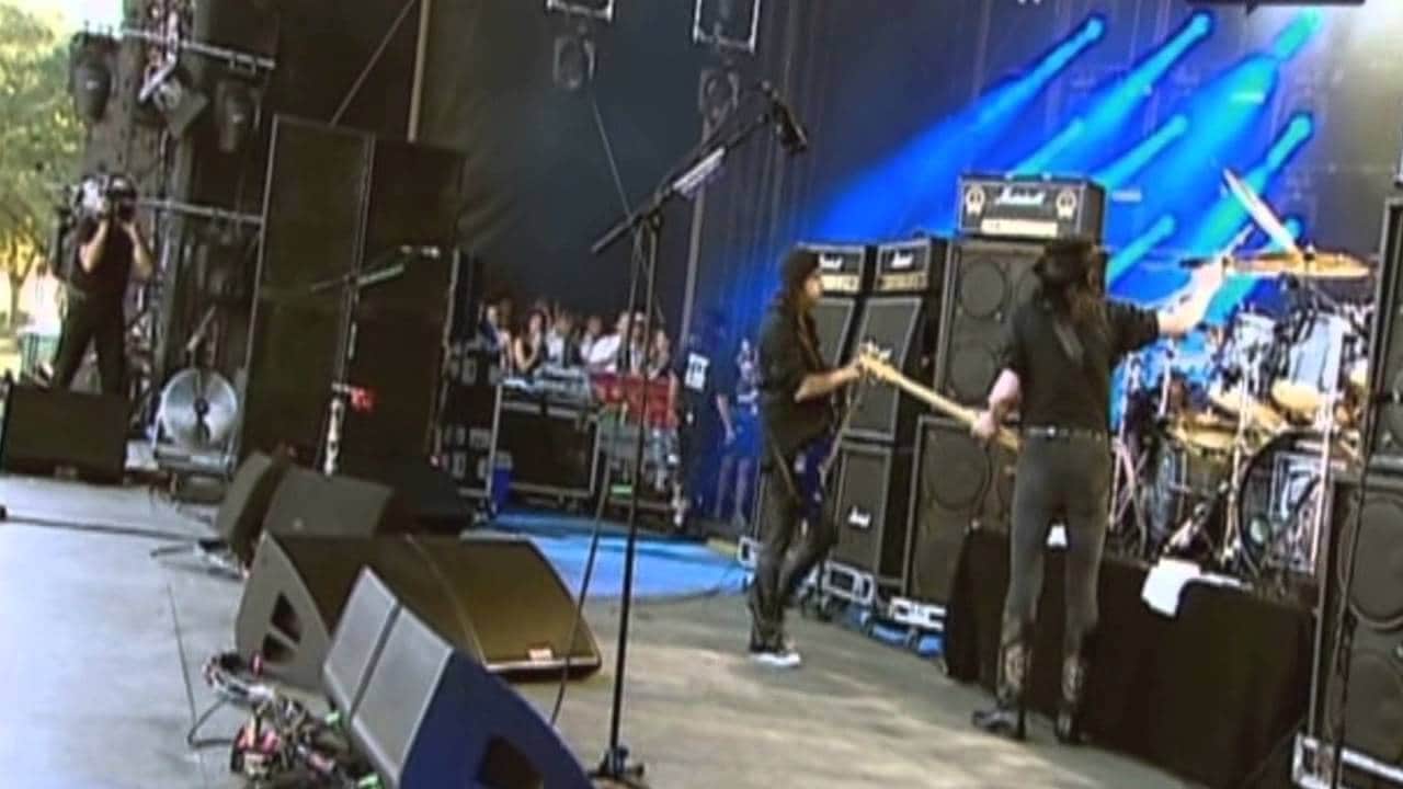 Live Concert at Les Vieilles Charrues, Carhaix-Plouguer, France 2008