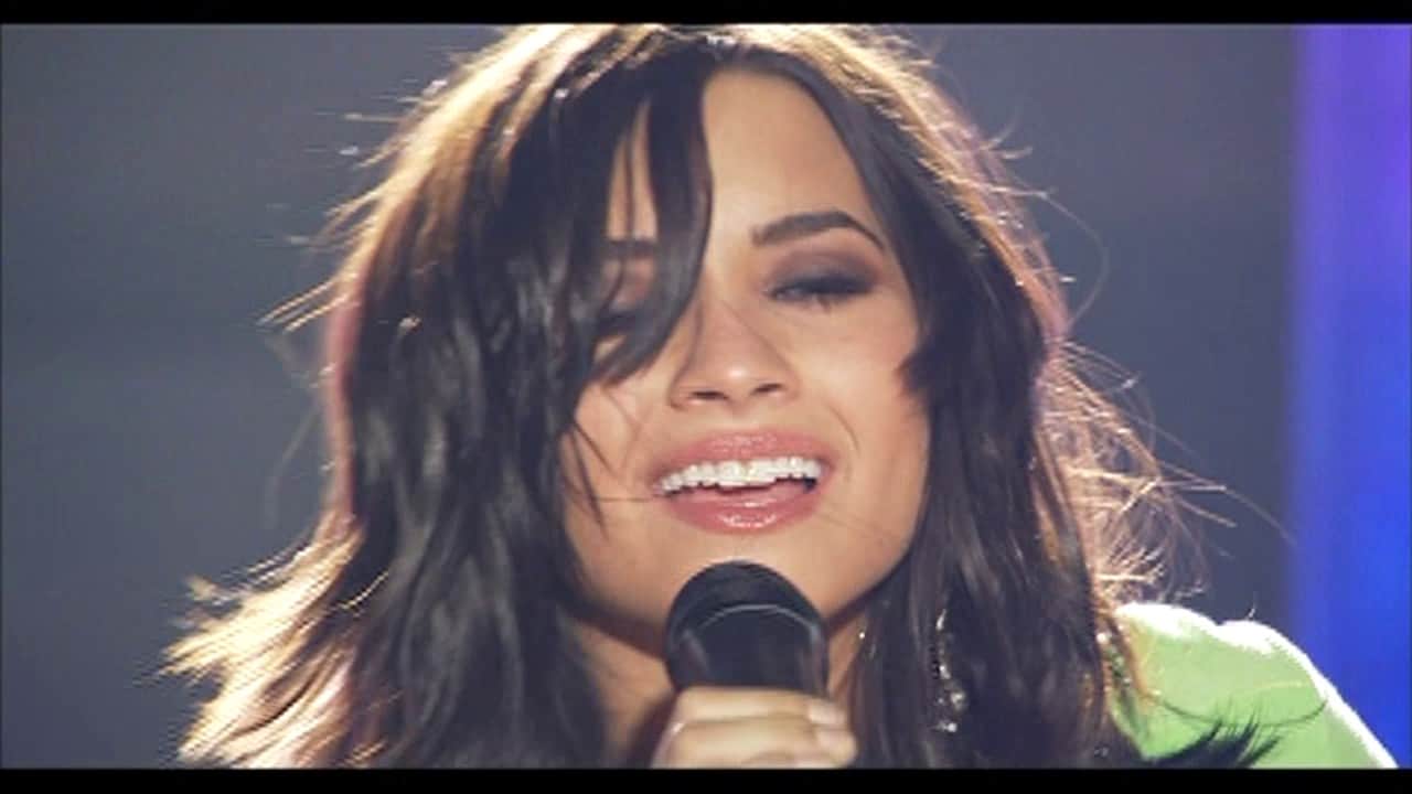 Live Performance at Walmart Soundcheck, 2009