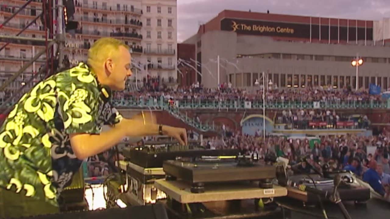 Live DJ Performance at Big Beach Boutique II, Brighton Beach, Brighton, England, 2002